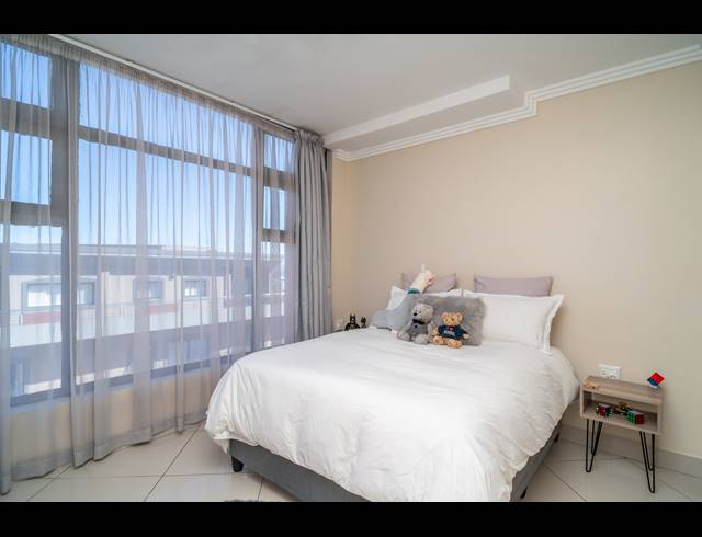 2 BEDROOM APARTMENT FOR SALE IN UMHLANGA RIDGE